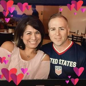 Meet your Posher, Dominique